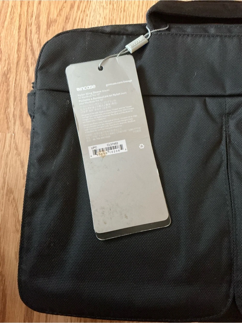 Incase Nylon Sling Sleeve- MacBook Pro 13”- Airport Security Friendly
